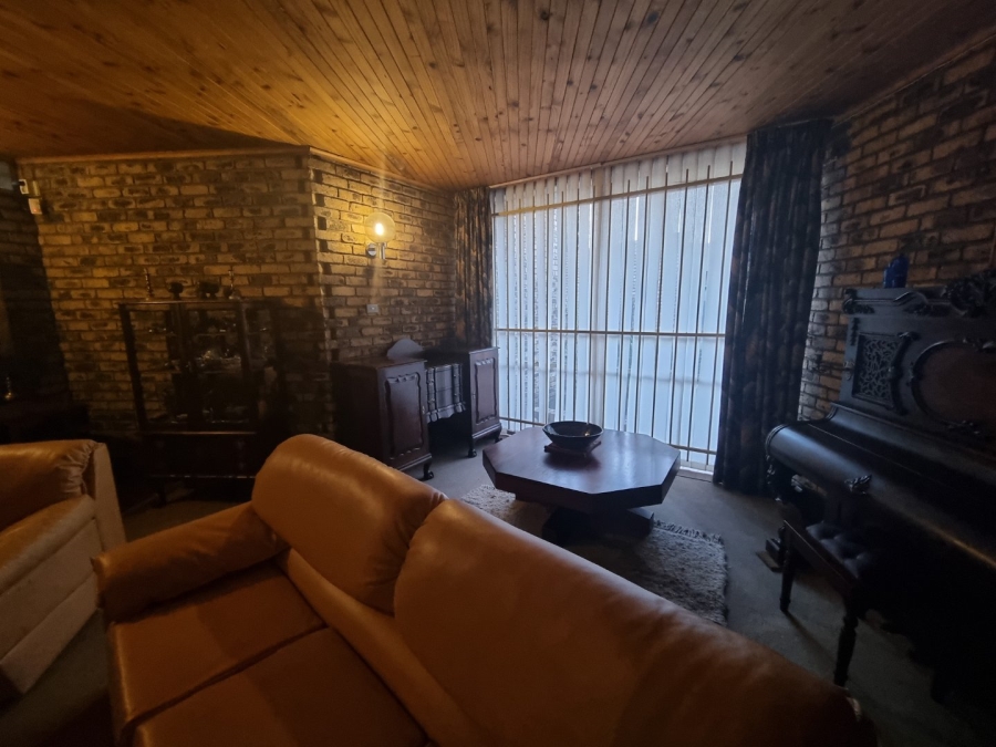 4 Bedroom Property for Sale in Sasolburg Free State